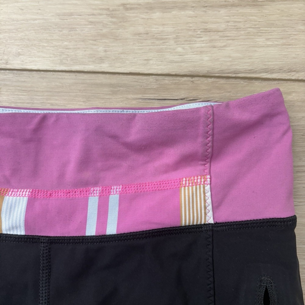 Lululemon Groove shorts Womens 4 Black pink waist pockets zip pocket‎ drawcord - Picture 2 of 5